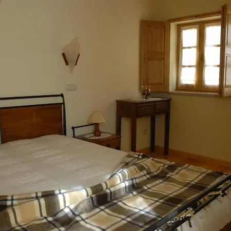 Casa Da Moreia بيت للعطل