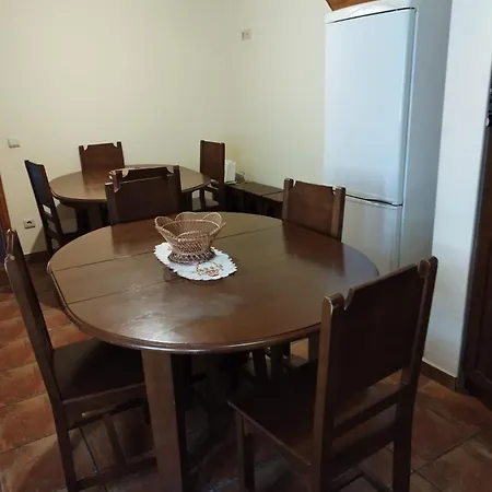 Casa Da Moreia بيت للعطل