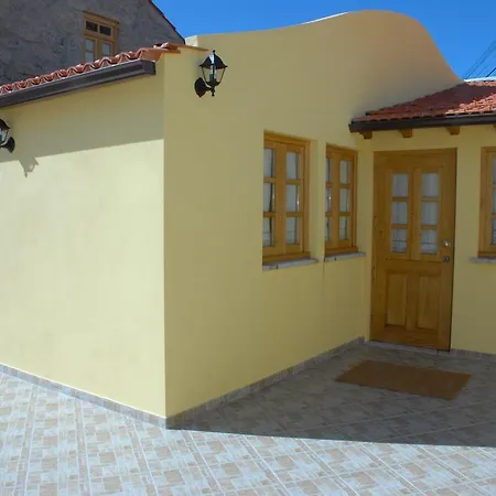 펜션 Casa Da Moreia 사부게이루
