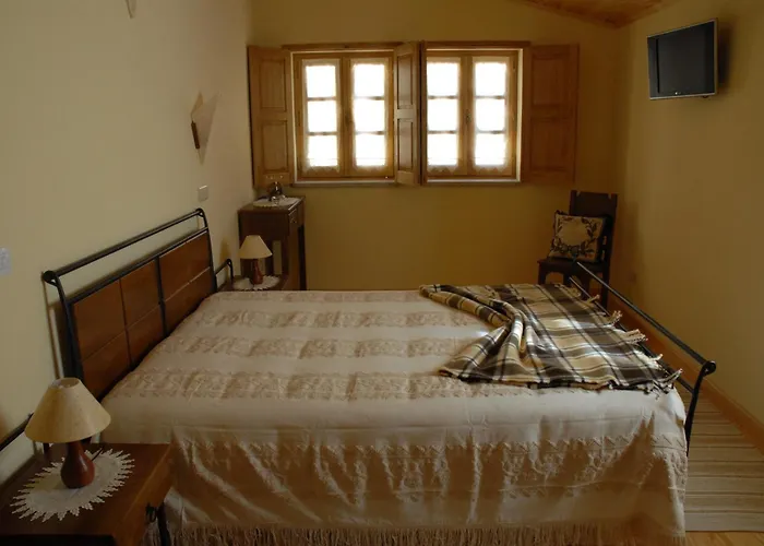 Casa Da Moreia بيت للعطل
